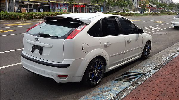 FORD 福特 Focus  照片2