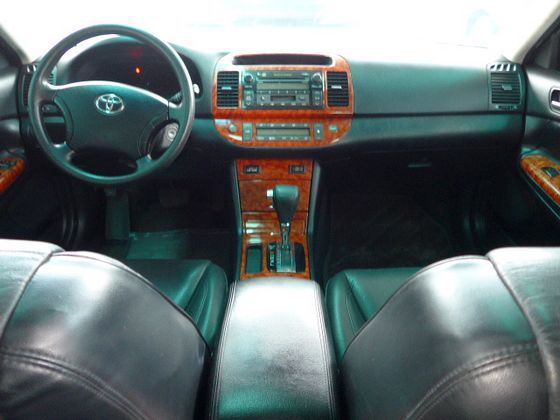 Toyota 豐田/Camry 2.0 照片2