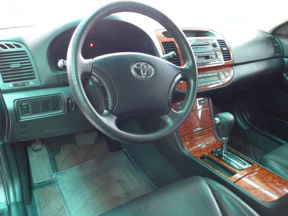 Toyota 豐田/Camry 2.0 照片3