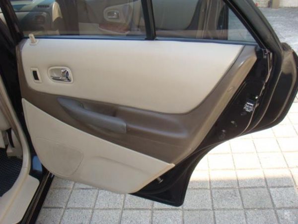 FORD ACTIVA 照片6