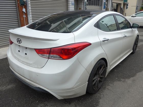 Hyundai 現代/Elantra 照片10