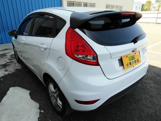 Ford福特 Fiesta 進口版1.4 照片10