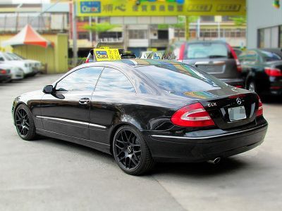 BENZ C209型 轎跑 黑 照片10