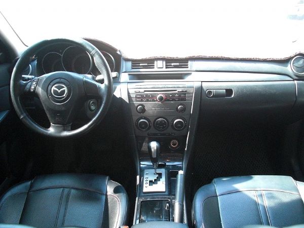 07年 MAZDA 3 黑 2.0 照片7