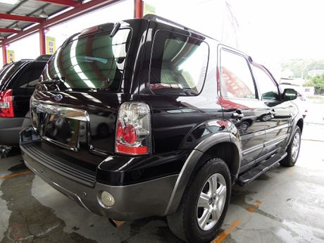 2004 Ford Escape 2.3 照片10