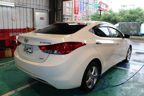 ELANTRA 照片4