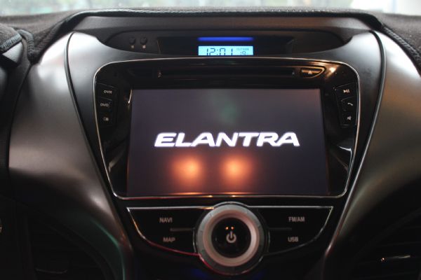 ELANTRA 照片9