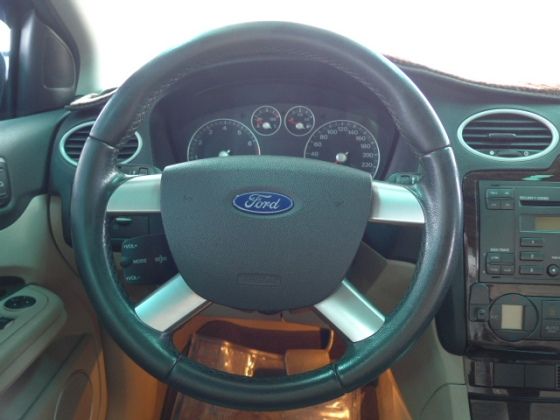 Ford 福特/Focus 1.8 照片7