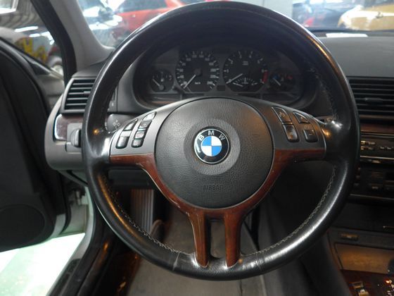 BMW 寶馬/318 I 照片5