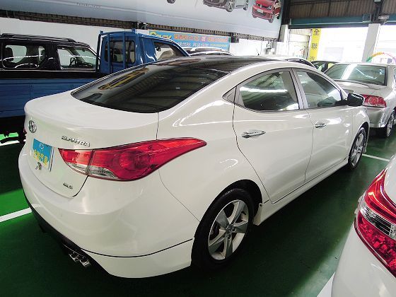 現代/Elantra 照片10