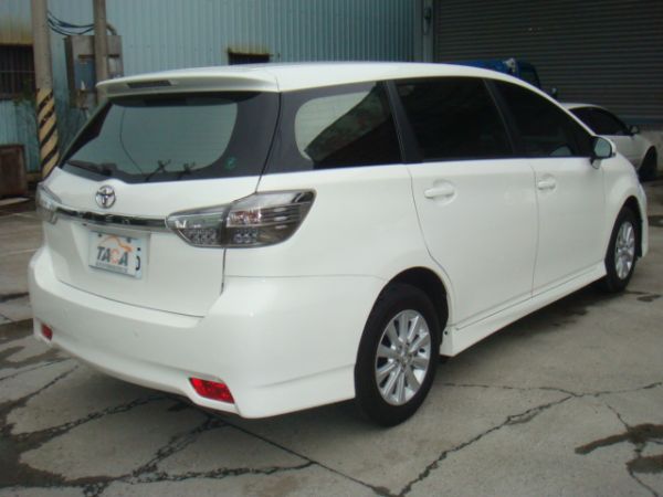 TOYOTA WISH 照片2