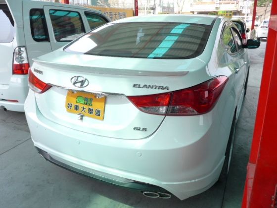 Hyundai 現代/Elantra 照片6