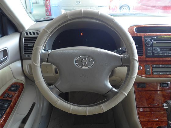 Toyota 豐田/Camry 2.0 照片3