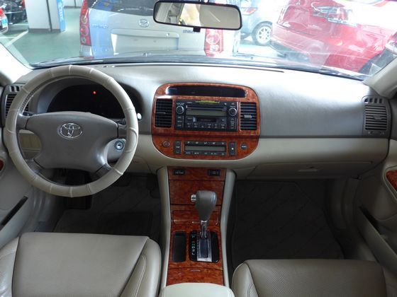 Toyota 豐田/Camry 2.0 照片2