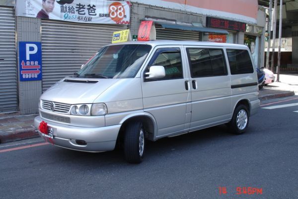 全車原漆 VR6 8人座 皮椅 中央冷氣 照片1