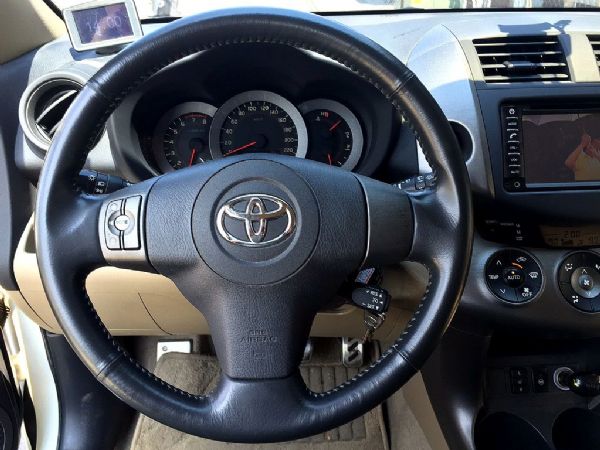 RAV4 免保人可全貸可超貸 照片9