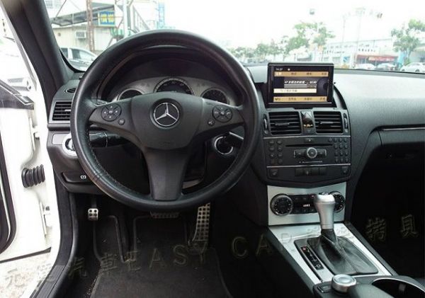 2007年 賓士 C300 白 60萬 照片5