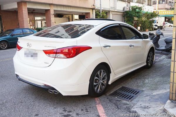 2014年 現代 Elantra 白 照片4