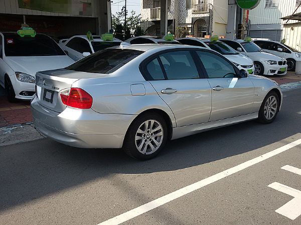 BMW 寶馬 320i  照片2