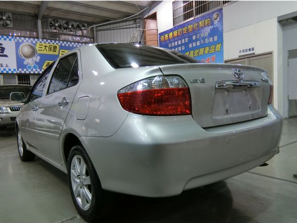 威歐馳 Vios 2004  照片9