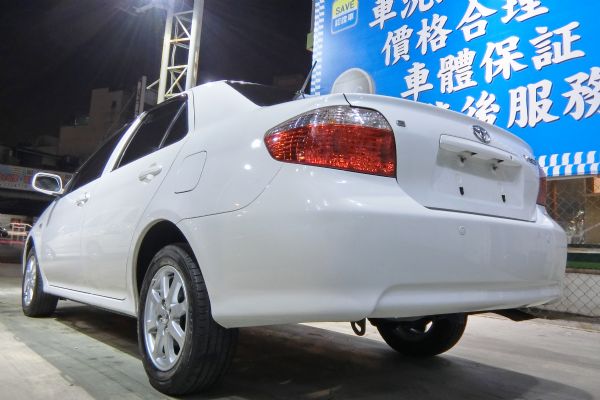 威歐馳 Vios 2011 照片9