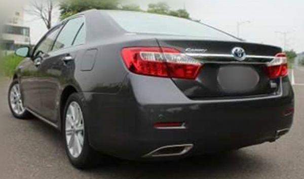 2013年 Toyota Camry 照片2