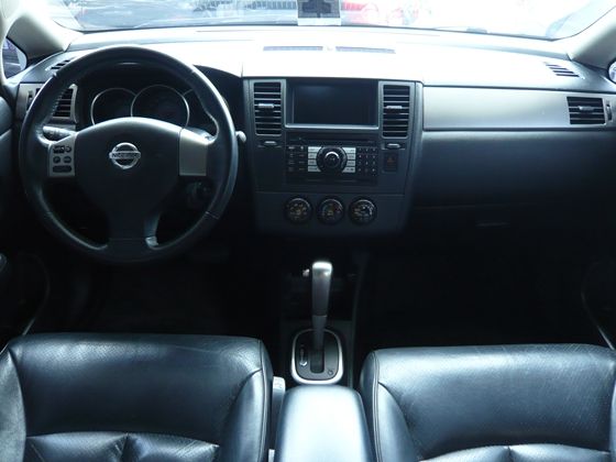 Nissan 日產  Tiida 1.8 照片2