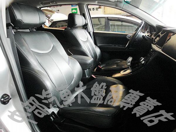 2010年 那智捷SUV 銀 27萬 照片2