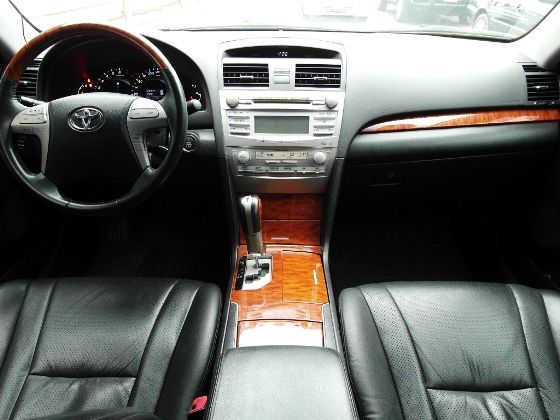 Toyota 豐田 Camry 2.4 照片2