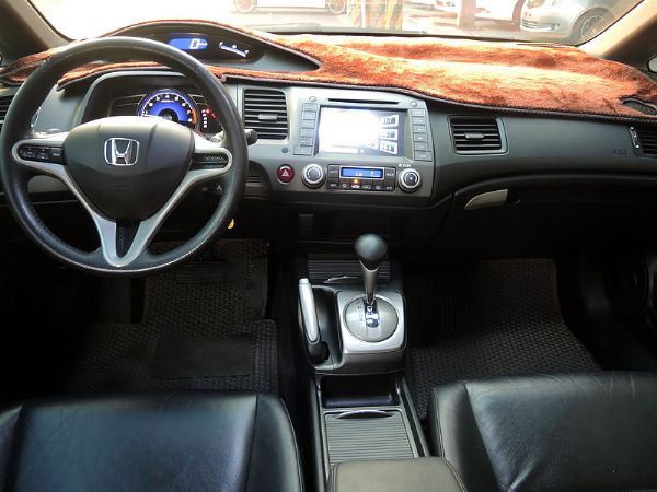 HONDA 喜美八代 K12 1.8 照片3