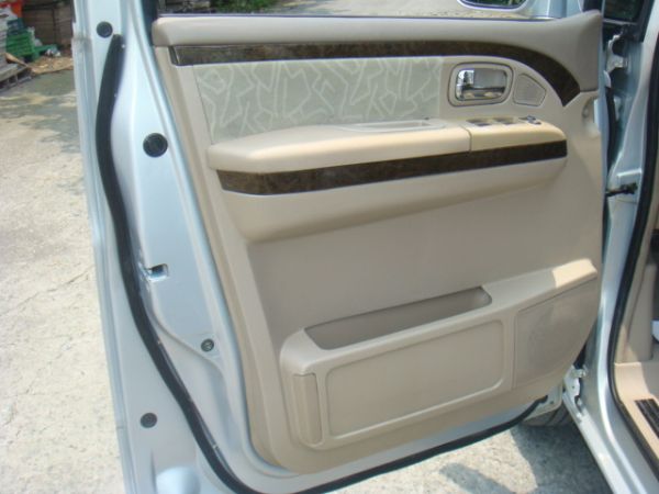 NISSAN Q-RV 照片3