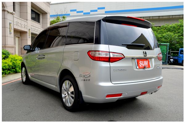 2011年MPV 7人座 全車水噹噹 照片8