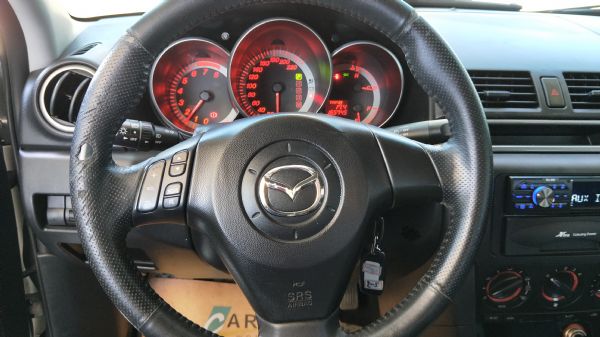 MAZDA3 照片4