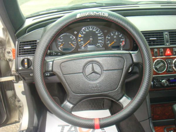 BENZ C200 照片9