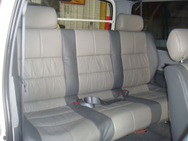 TOYOTA HIACE 照片8