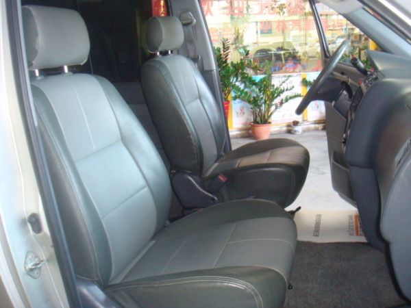 TOYOTA HIACE 照片8