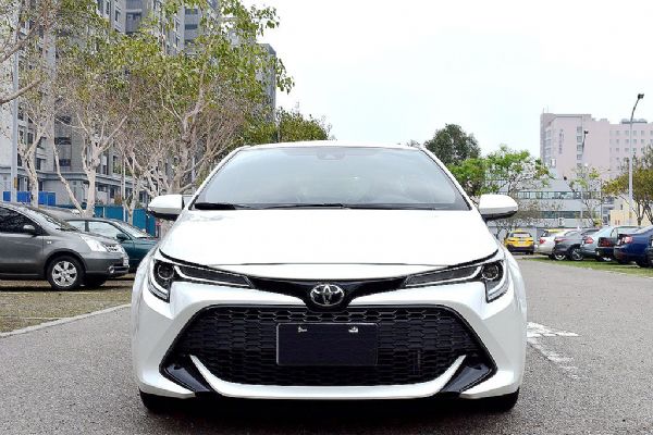 AURIS 2.0 免保人免頭款全額貸 照片2