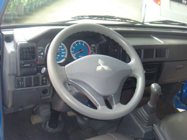 MITSUBISHI DELICA 照片6