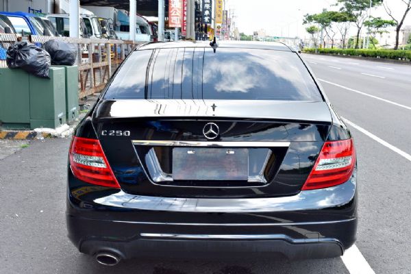 C250 W204 免頭款全額貸免保人 照片4