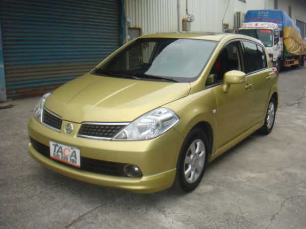 NISSAN TIIDA 照片1