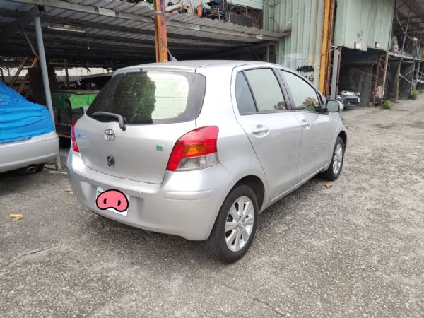 TOYOTA YARIS 照片2