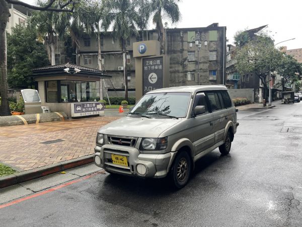 【保證實車實照實價】如有不實~整輛車送您 照片1