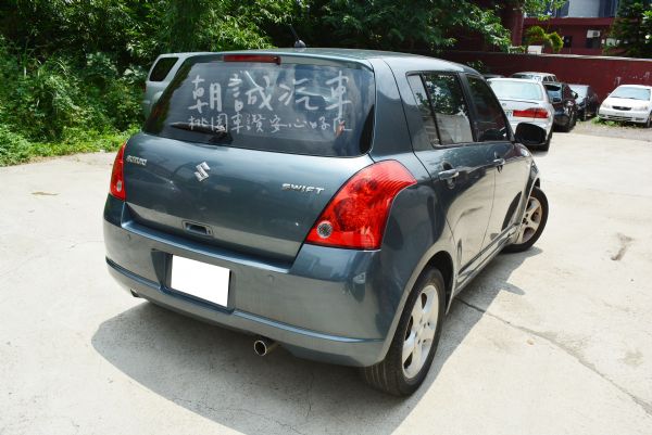 Suzuki 2007 Swift  照片4