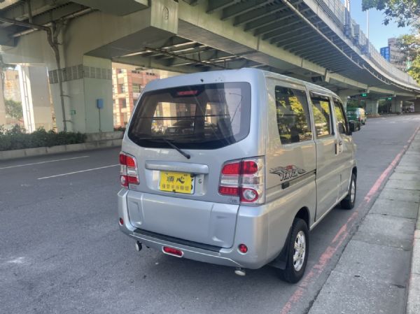 【保證實車實照實價】僅駛4萬多公里4WD 照片8