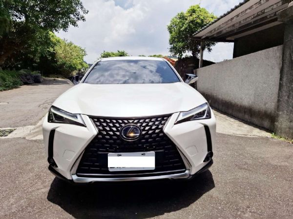 2020年LEXUS UX250H 2. 照片2