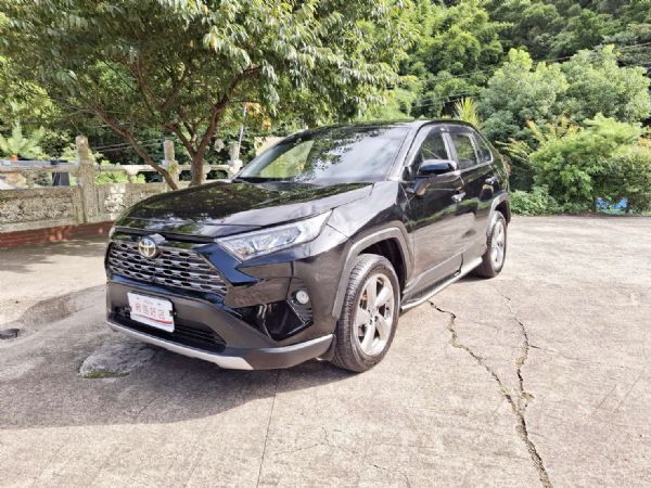 2019年TOYOTA RAV4 照片1