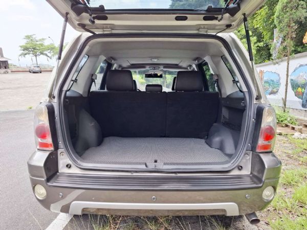 2006年FORD ESCAPE2.3 照片7