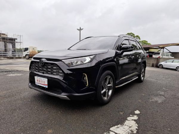 TOYOTA RAV4旗艦版 照片1