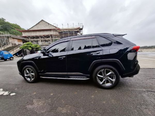 TOYOTA RAV4旗艦版 照片7