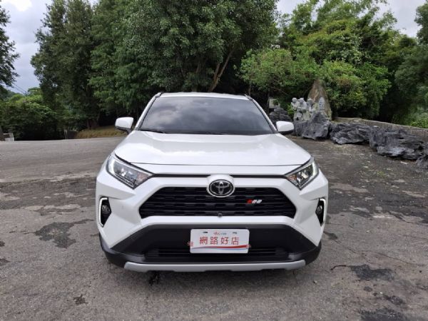 TOYOTA RAV4旗艦版  照片2